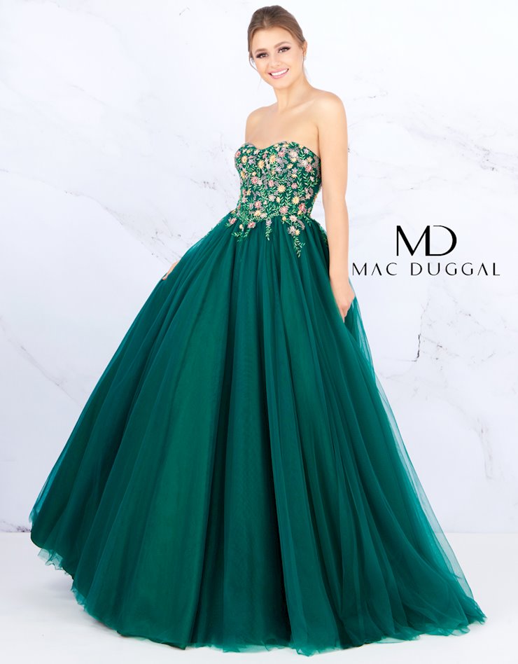 The Best Dresses from the Spring 2019 Mac Duggal Collections