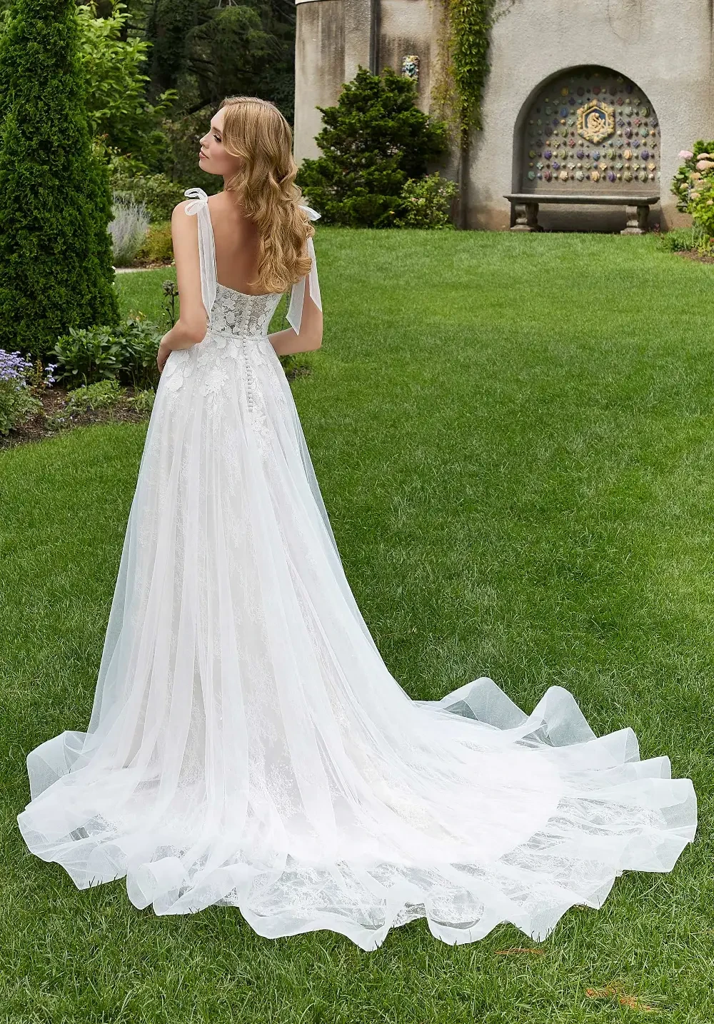 Bride wearing lace veil